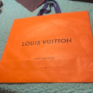 LV paper bag 21x18.5”
